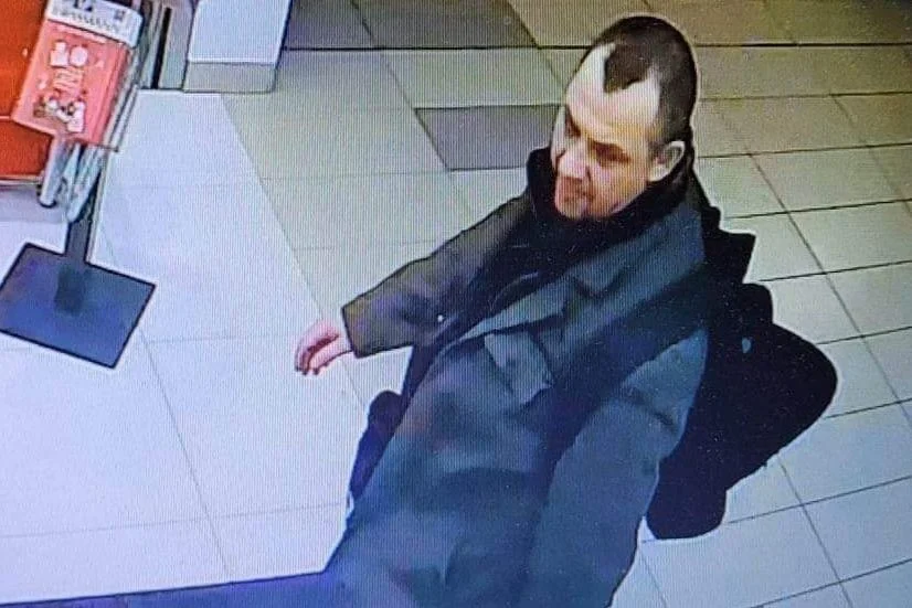 Rozpoznajesz sprawcę brutalnej kradzieży rozbójniczej? Powiadom policjantów!