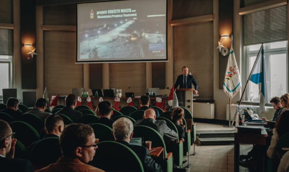 Budżet na 2023 rok przyjęty bez głosu sprzeciwu!