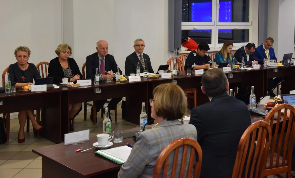 Współpraca z NGO głównym tematem listopadowej sesji Rady Powiatu Mikołowskiego