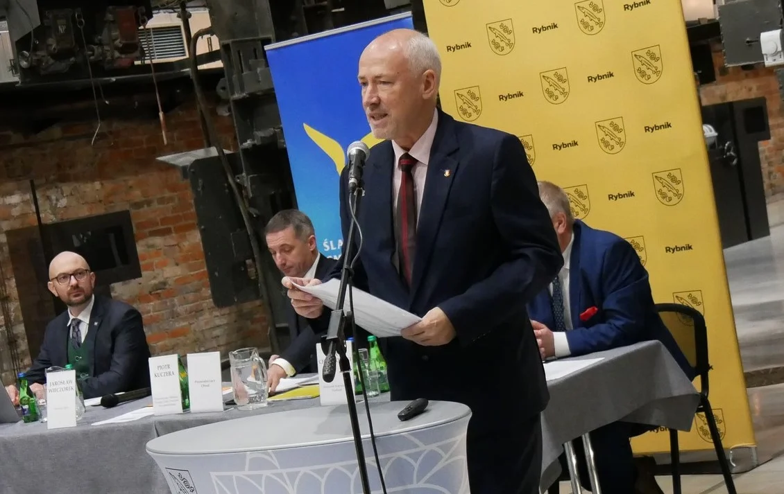 Starosta mikołowski o dramatycznej sytuacji szpitali w regionie podczas zgromadzenia ŚZGiP