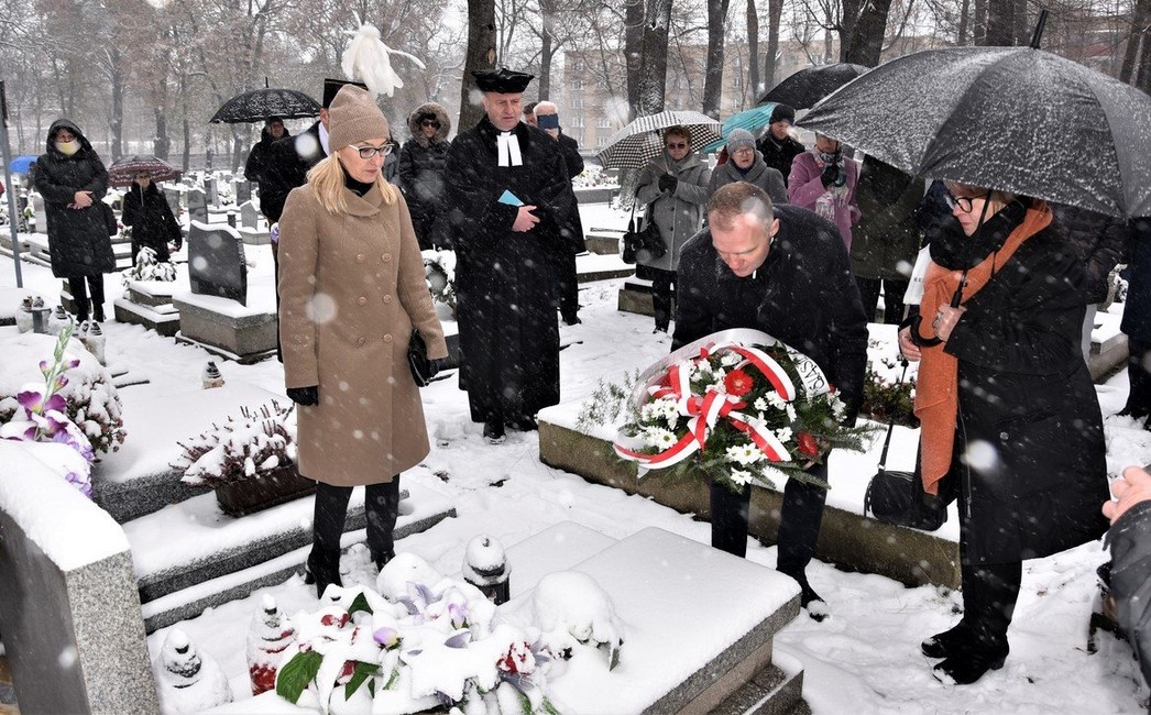 Mikołowska Policja oddaje hołd bohaterowi pacyfikacji KWK "Wujek"