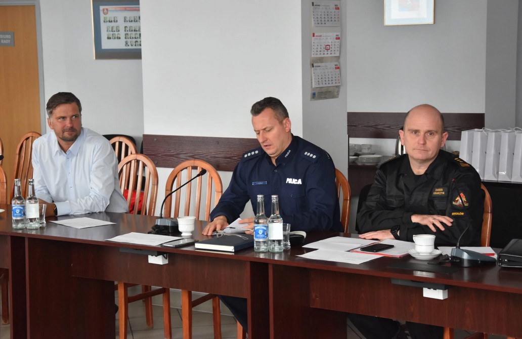 Uchodźcy, szpital i bezpieczeństwo drogowe. Odbyło się posiedzenie Komisji Bezpieczeństwa