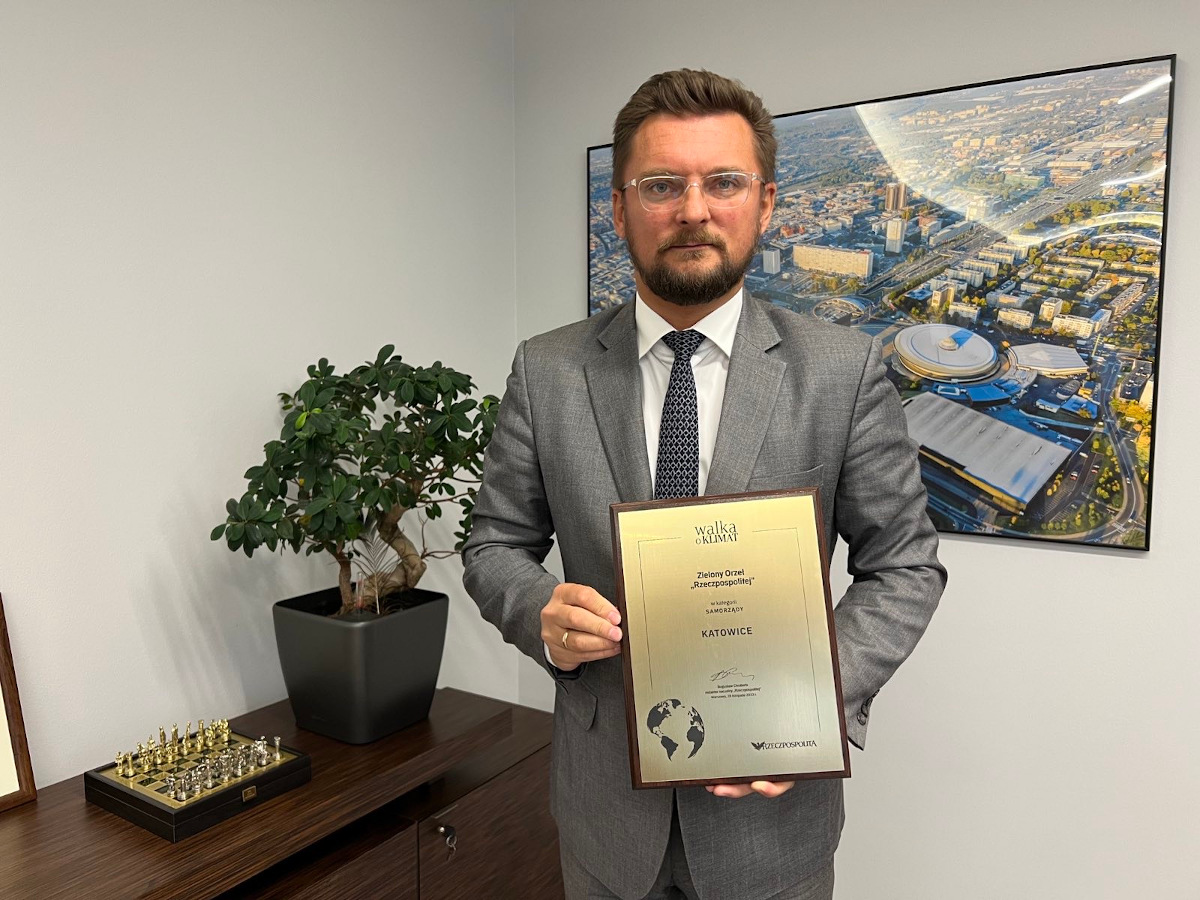 Katowice z Zielonym Orłem "Rzeczpospolitej"