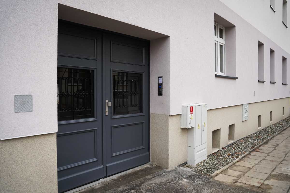 Budynek wielorodzinny przy ul. Policyjnej 10 zyskał nowe oblicze