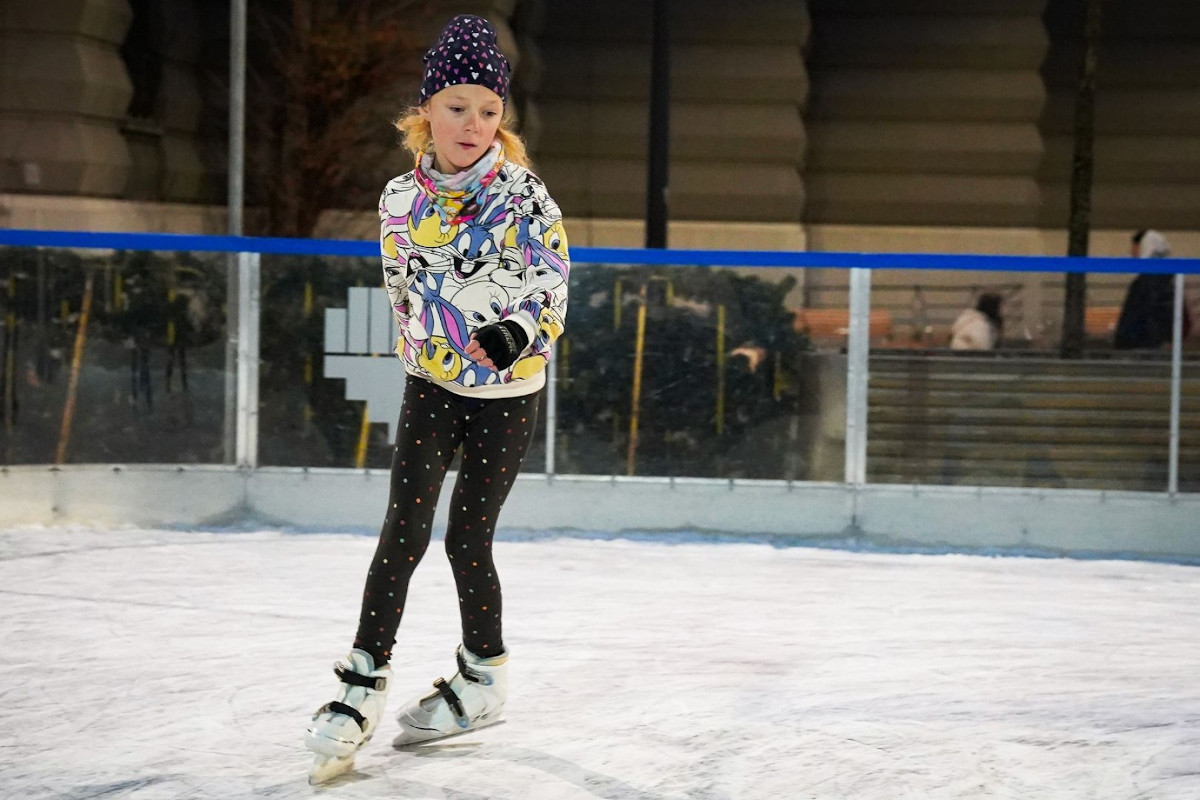 Łyżwiarski ekspres...czyli szkoła nauki jazdy na lodzie