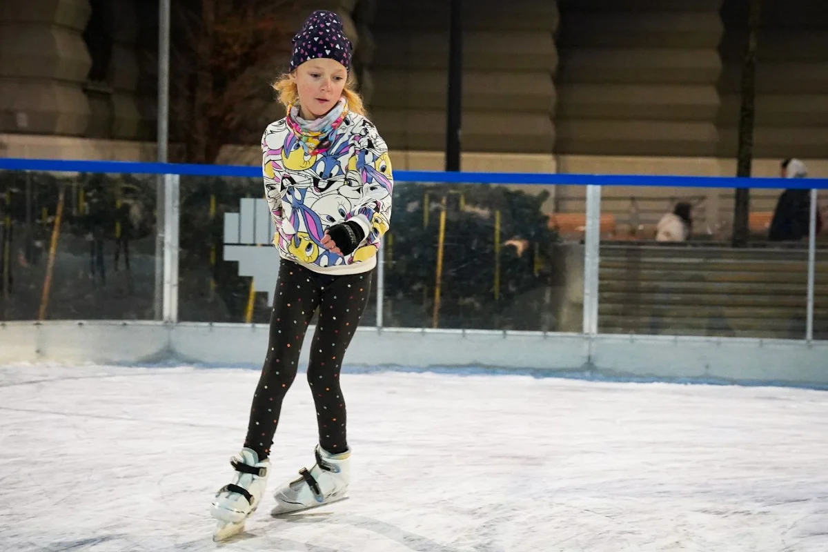 Łyżwiarski ekspres...czyli szkoła nauki jazdy na lodzie