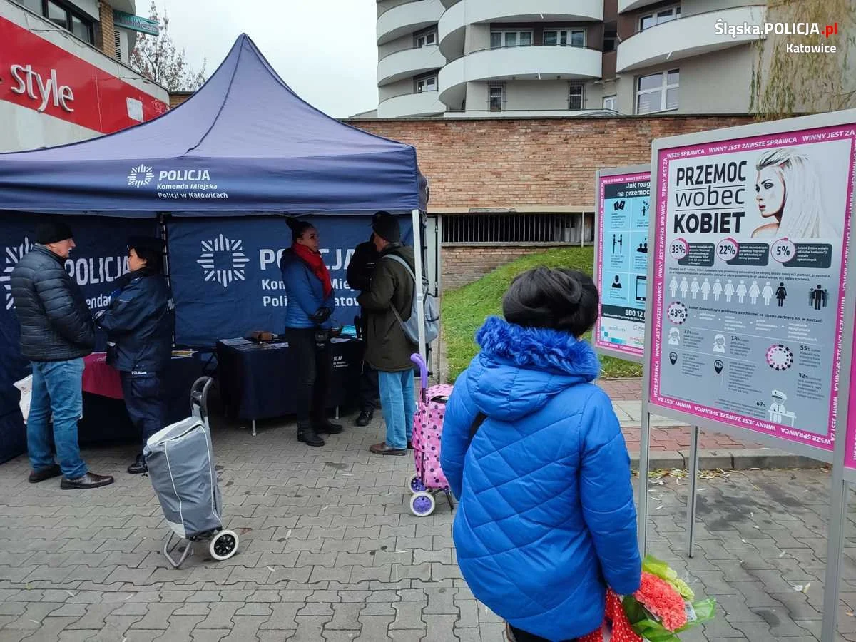 Happening "Biała Wstążka" przeciwko przemocy
