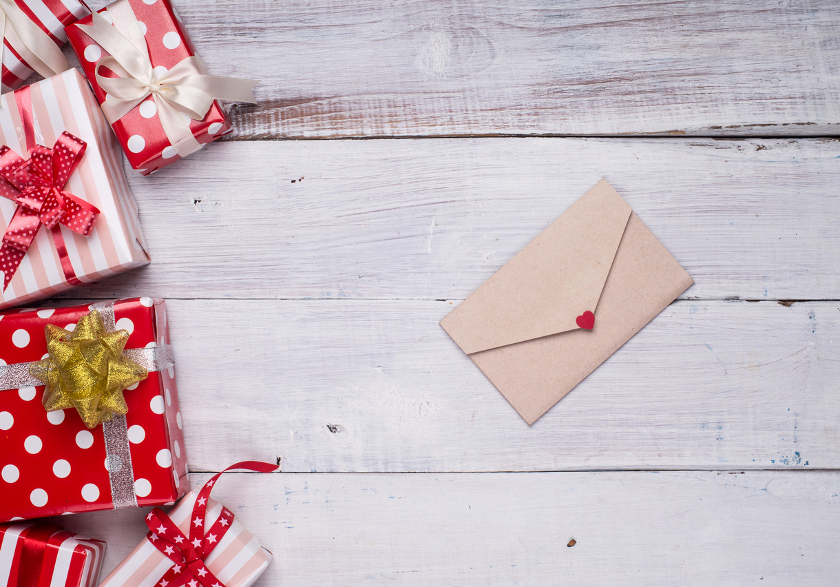Czy karta podarunkowa to dobry prezent na święta?