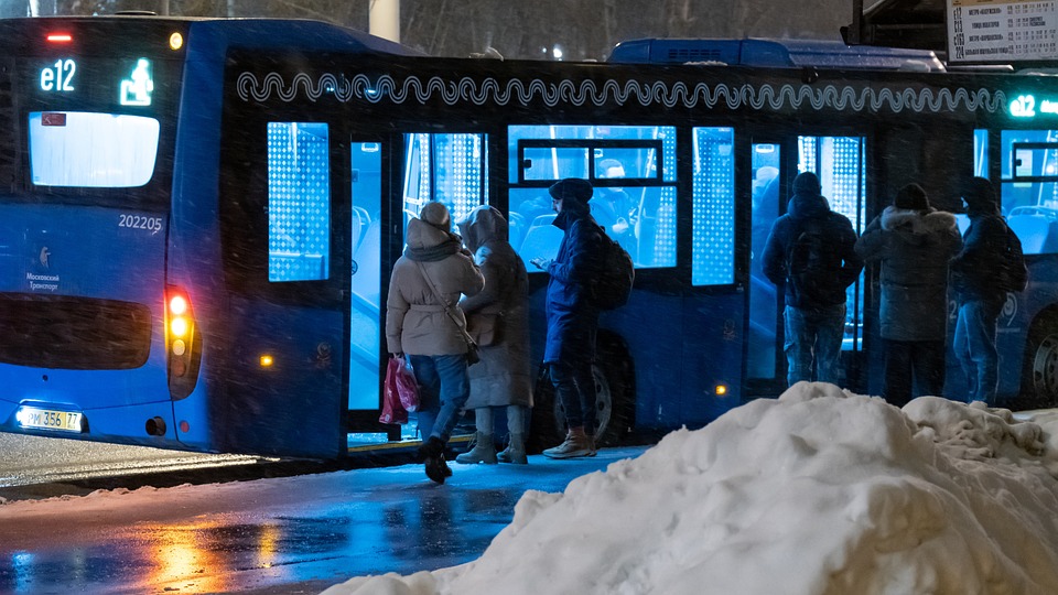 Komunikacja publiczna w okresie świąteczno-noworocznym