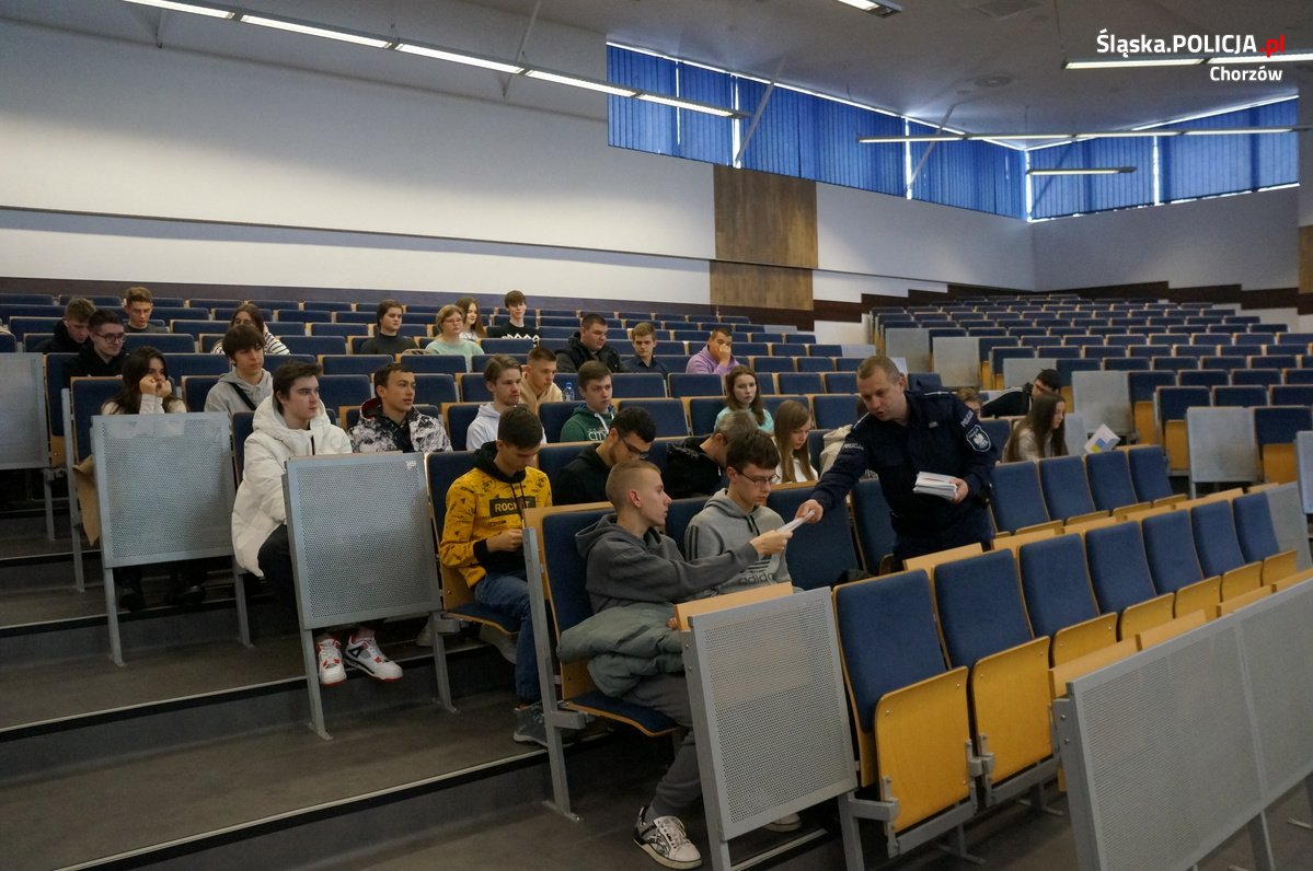 Spotkanie policjantów z ukraińską młodzieżą