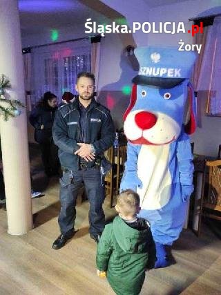 Mikołajkowa ekipa w dzielnicy Rój 1