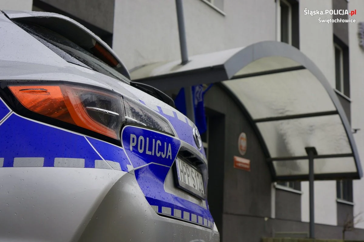 Poszukiwany wpadł gdy zgłosił kradzież ubrań