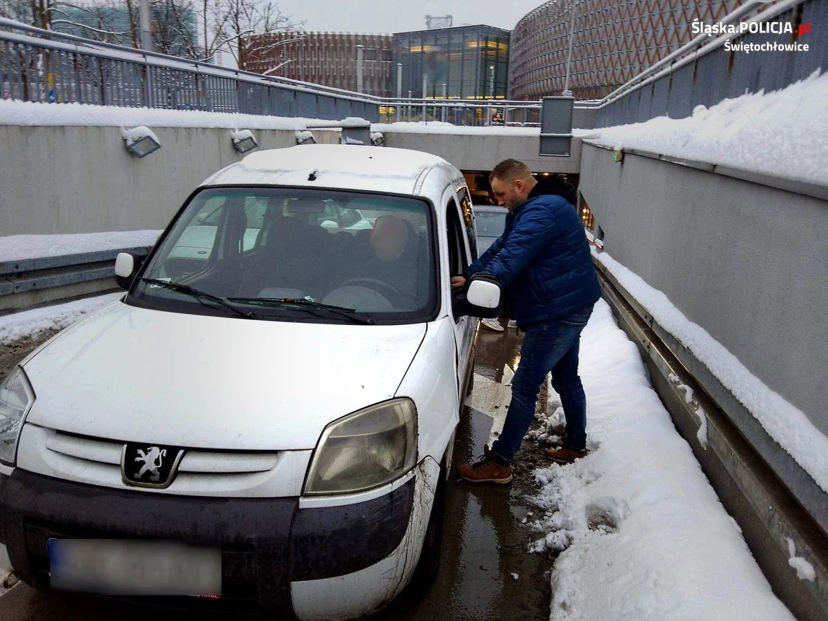 Para policjantów zatrzymała nietrzeźwego kierowcę