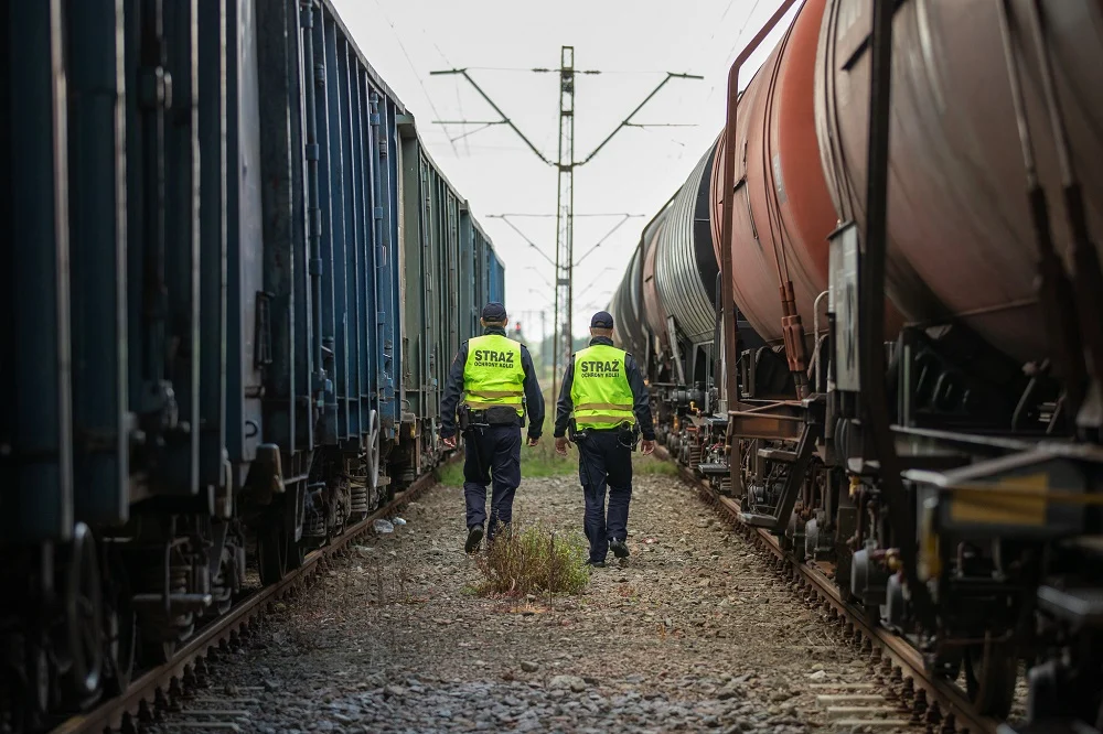 Mieszkaniec Rudy Śląskiej wysypał 5 ton miału węglowego na tory. Został ujęty przez SOK