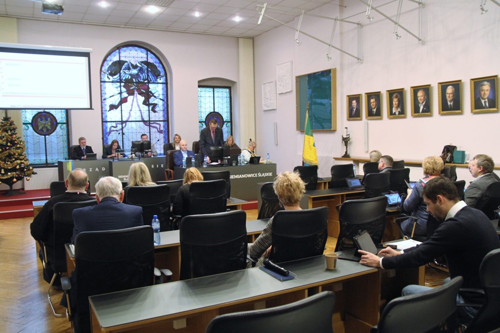 Zmiany w budżecie uchwalone. Sprawdź projekty uchwał