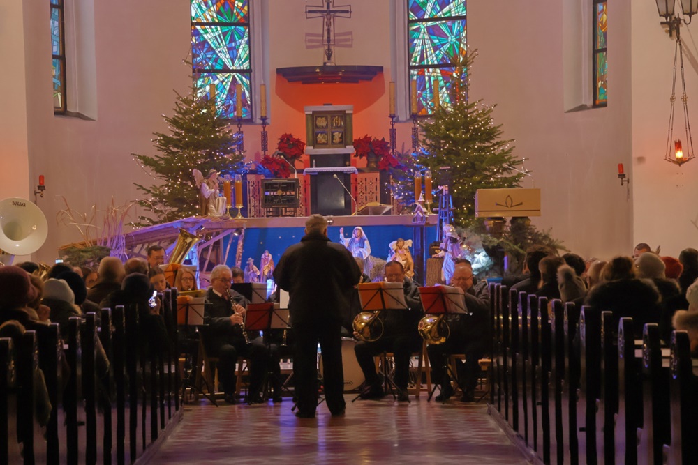 Koncert Kolęd w Orzeszu. Burmistrz złożył mieszkańcom noworoczne życzenia