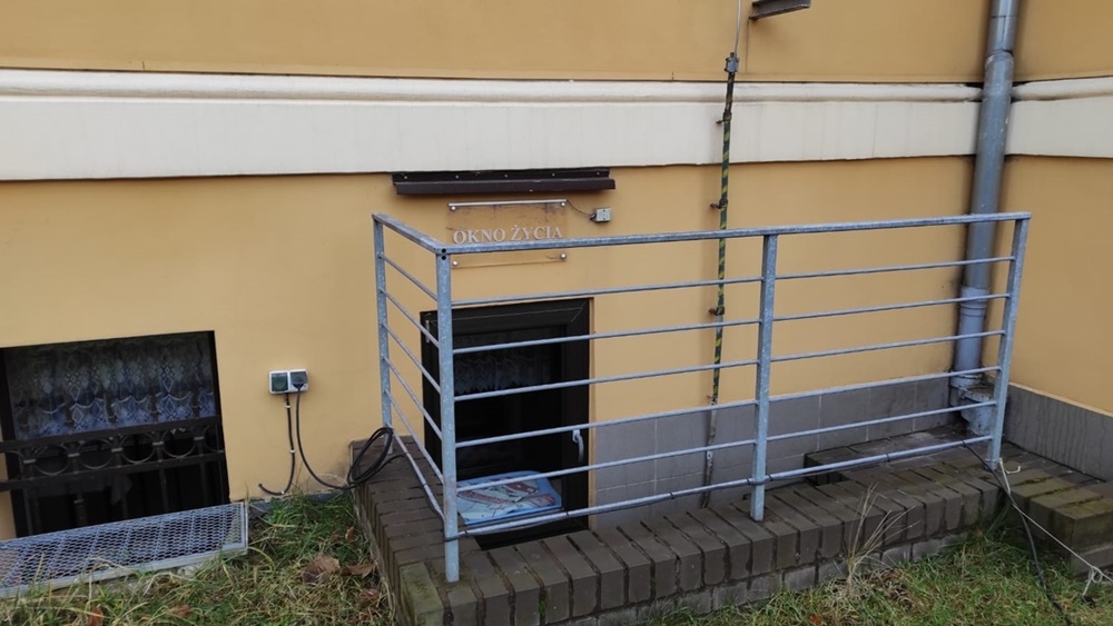 W gliwickim "oknie życia" zadzwonił dzwonek. Około 7-miesięczna dziewczynka jest zdrowa