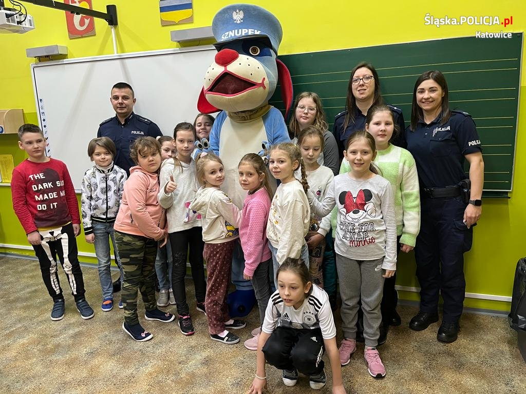 Dzielnicowi odwiedzili katowickie szkoły