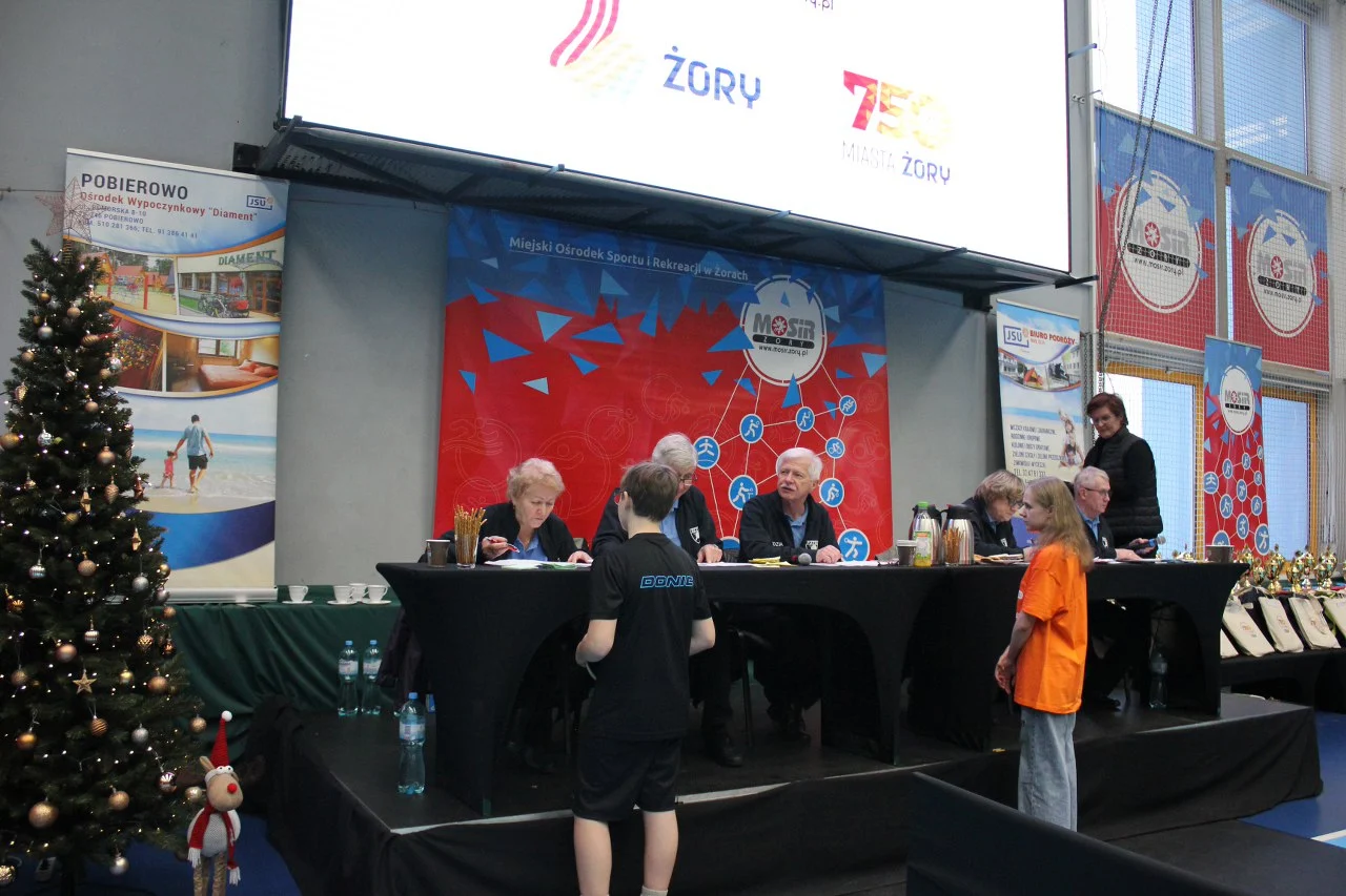 Za nami Wigilijny Turniej Dzieci i Młodzieży w Tenisie Stołowym! / fot. MOSiR Żory 22