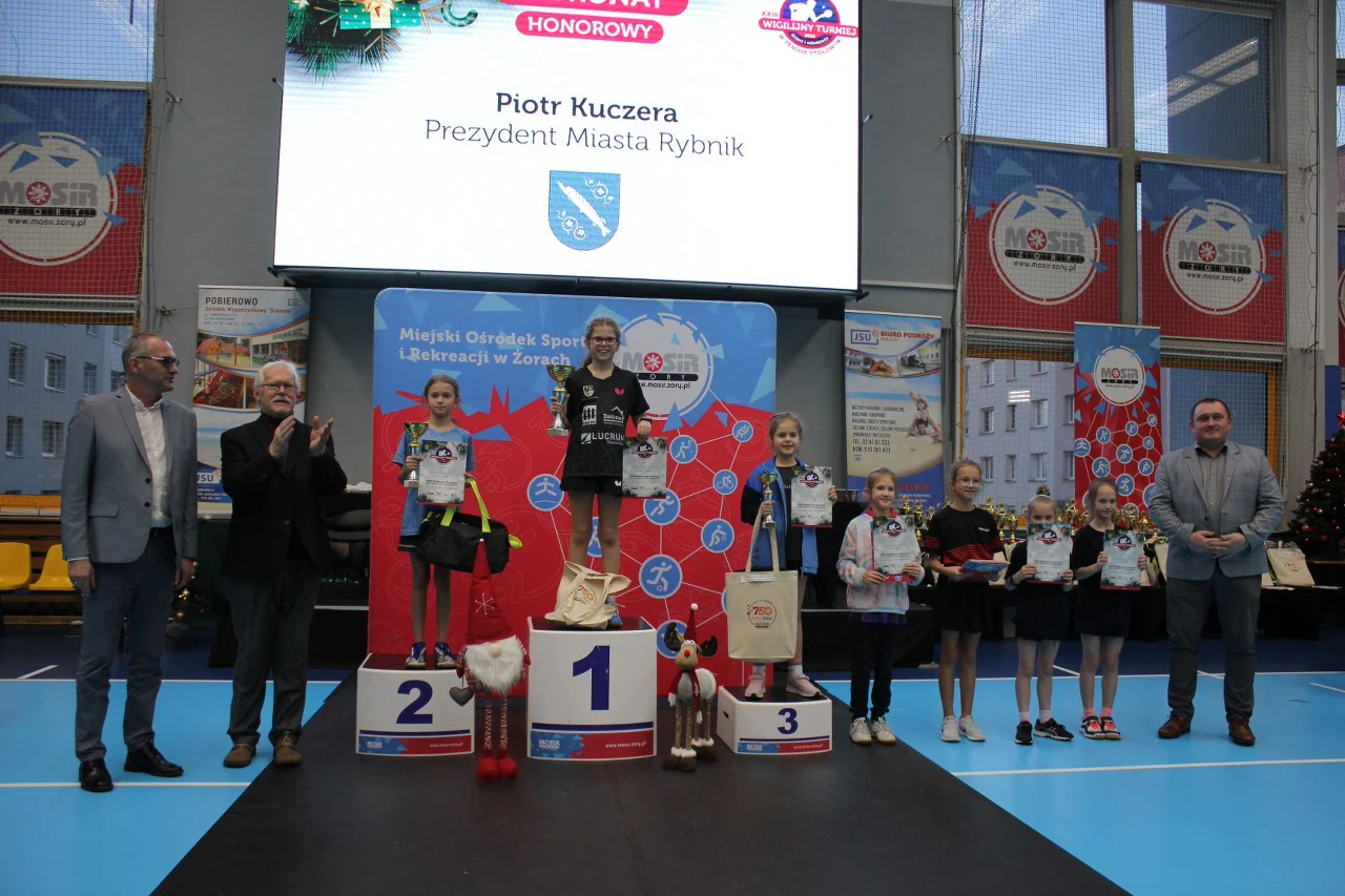 Za nami Wigilijny Turniej Dzieci i Młodzieży w Tenisie Stołowym! / fot. MOSiR Żory 35