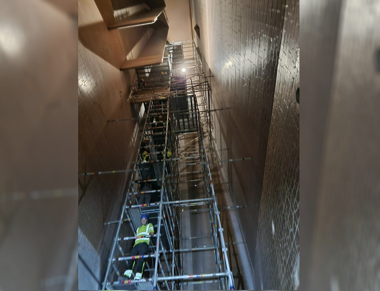 Kiedy kaloryfery będą grzać? Trwa naprawa usterki w zabrzańskiej elektrociepłowni