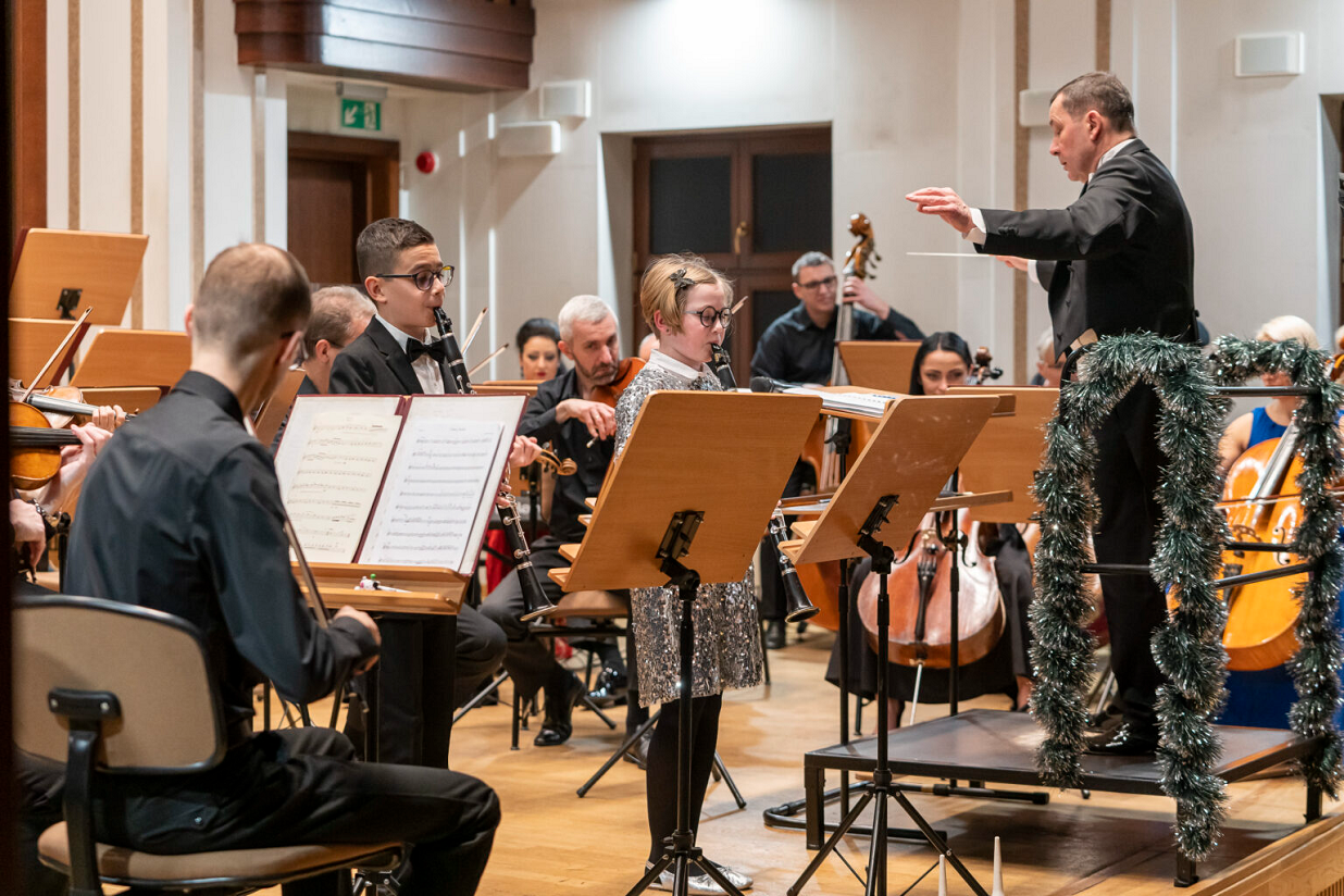 Filharmonia Zabrzańska zagrała z okazji Dnia Babci i Dnia Dziadka [ZDJĘCIA]