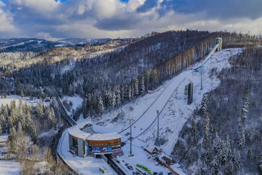 Perła Beskidów zachęca do zwiedzania przez cały rok. Jakie sekrety kryje Wisła?