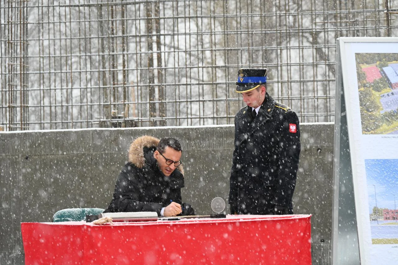 Premier Mateusz Morawiecki odwiedził Rude Śląską. Zainaugurował budowę nowej strażnicy / fot. UM Ruda Śląska 7