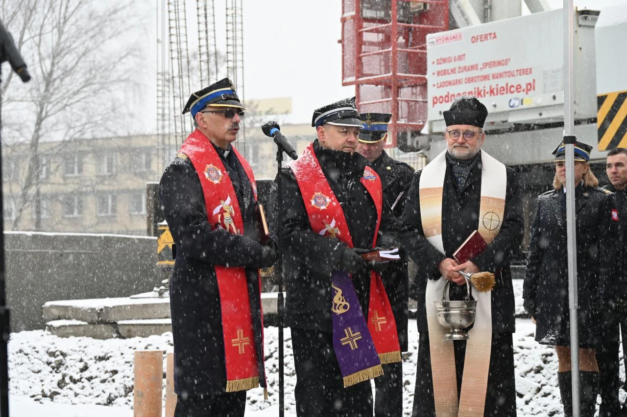 Premier Mateusz Morawiecki odwiedził Rude Śląską. Zainaugurował budowę nowej strażnicy / fot. UM Ruda Śląska 9