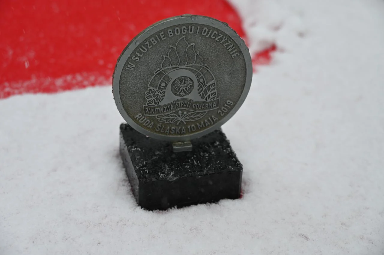 Premier Mateusz Morawiecki odwiedził Rude Śląską. Zainaugurował budowę nowej strażnicy / fot. UM Ruda Śląska 16