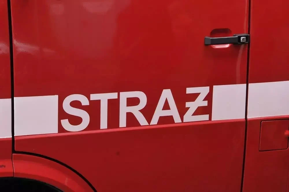 Pożar w bloku przy ul. Niedurnego. Z budynku ewakuowano 100 osób!