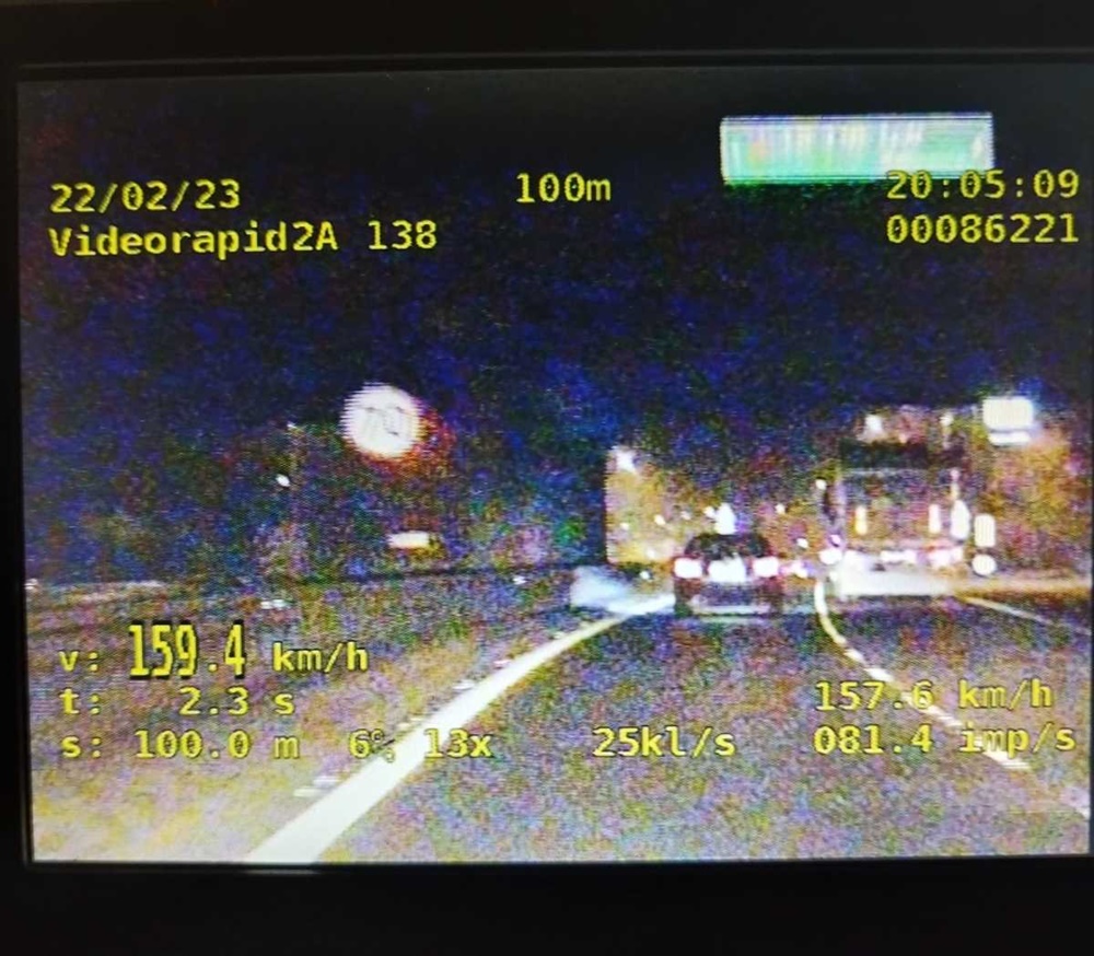 Przekroczył dozwoloną prędkość o 89 km/h. Pośpiech kosztował go ponad 2500 zł!