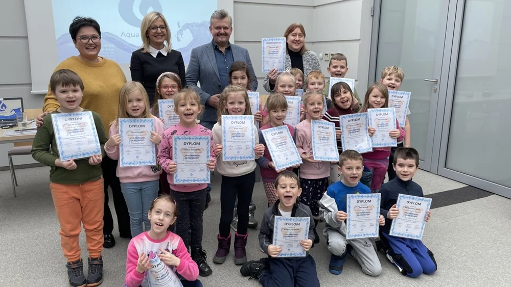 "Eko-przyjaciel kropli wody". Projekt edukacyjny Aqua-Sprint