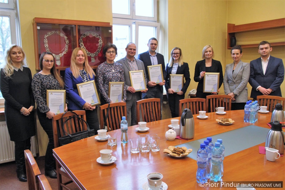 Wręczenie podziękowań za Akademię Przedsiębiorczości. Zobacz zdjęcia!