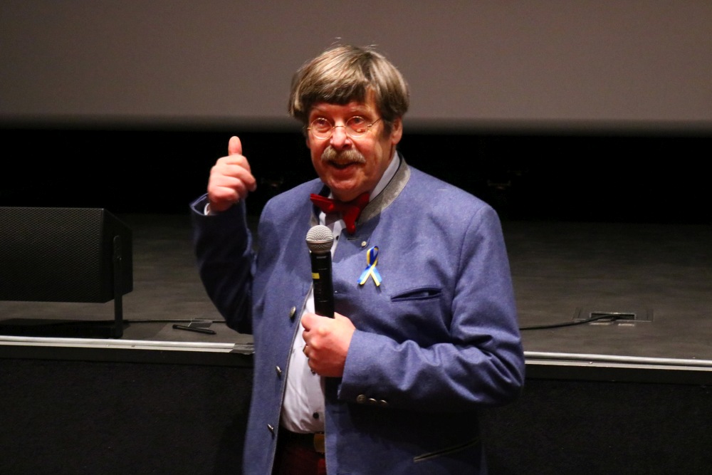 Wizyta André Pakulskiego z filmem o konwojach humanitarnych