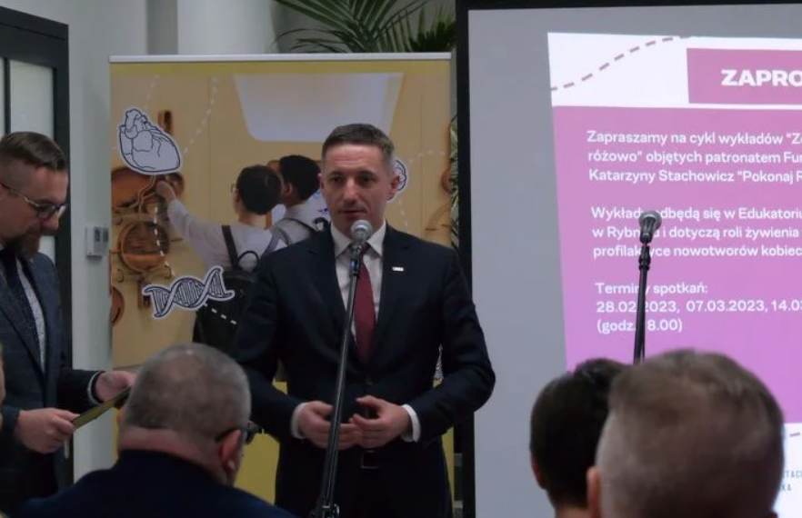 Walczmy z rakiem profilaktyką. Cykl wykładów o nowotworach kobiecych