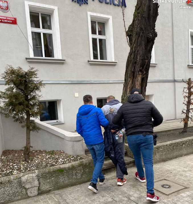 Włamywał się do małych sklepów w Gliwicach. Okazał się być już wcześniej poszukiwany!