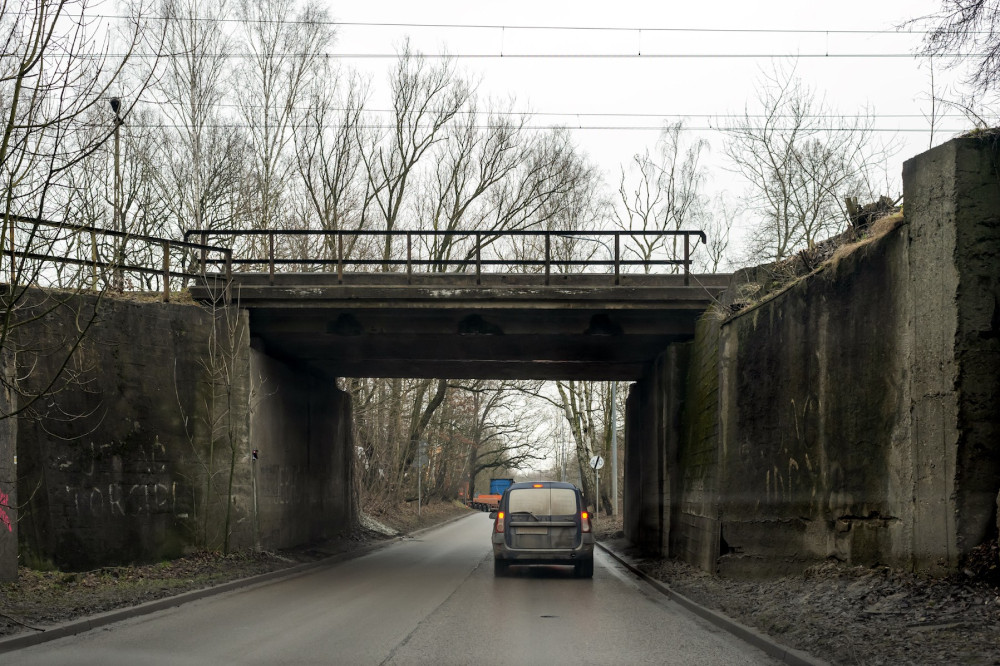 Utrudnienia drogowe w rejonie wiaduktów nad ul. Strzelców Bytomskich i Dąbrowa Miejska