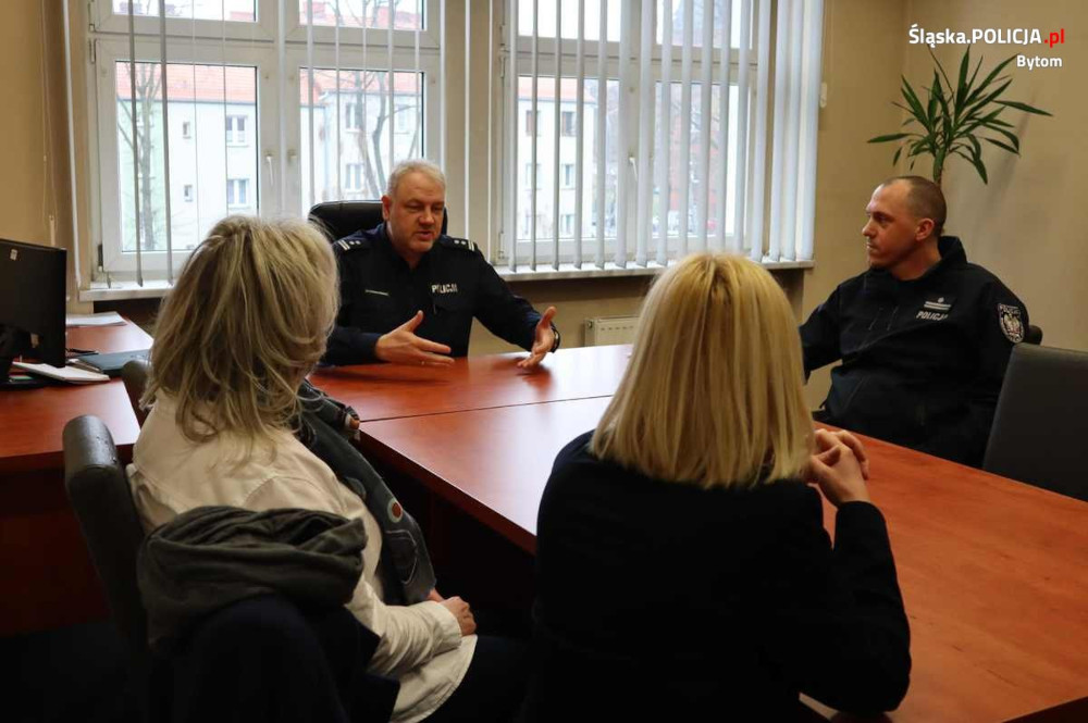 Pracownica banku wykazała się czujnością. Podziękowania za wzorową postawę