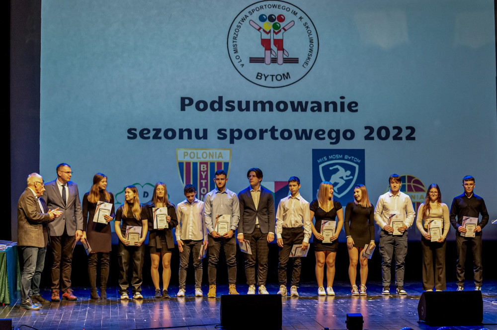 [ZDJĘCIA] V Liceum Ogólnokształcące Mistrzostwa Sportowego podsumowało sezon sportowy