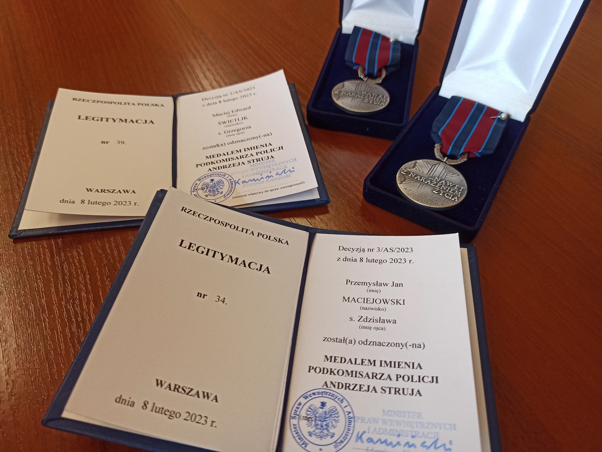 Katowiccy policjanci odznaczeni medalami im. podkomisarza Andrzeja Struja