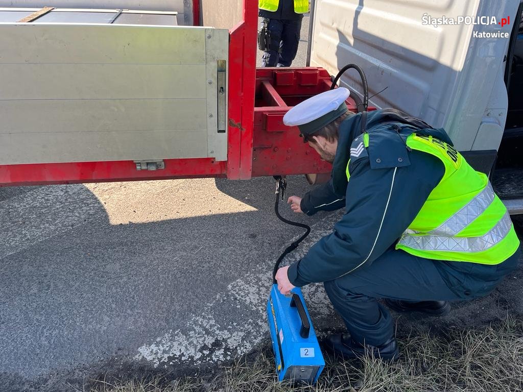 Katowicka Policja i inspektorzy WITD dla ochrony środowiska