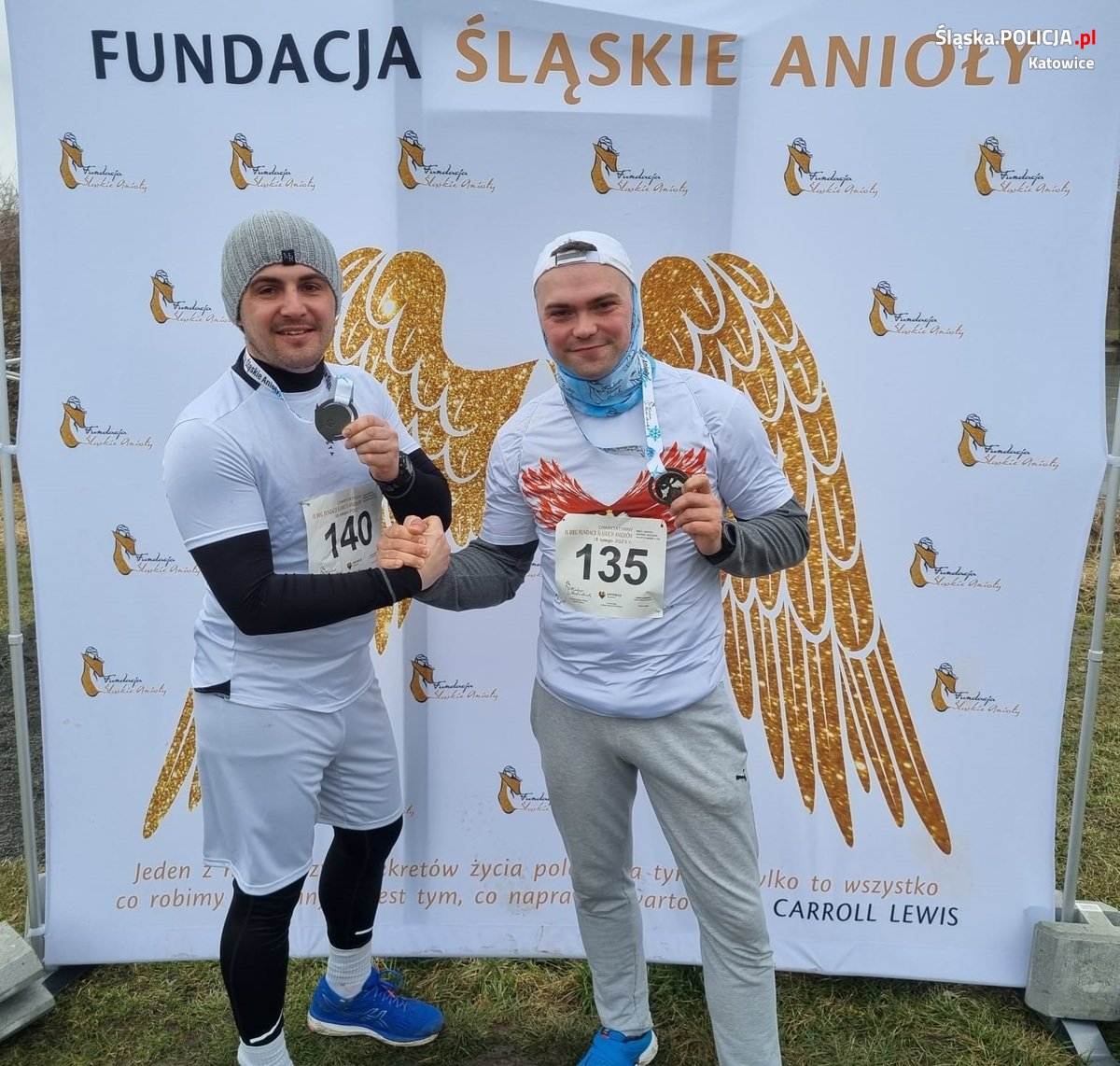 Katowiccy dzielnicowi pobiegli charytatywnie dla dzieci