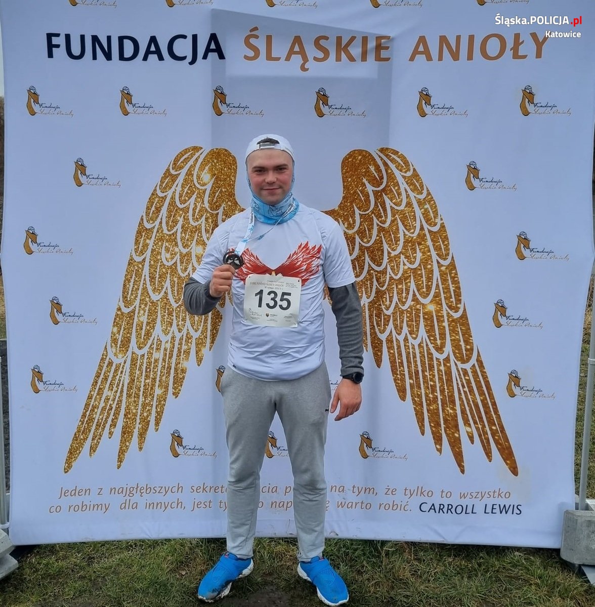 Katowiccy dzielnicowi pobiegli charytatywnie dla dzieci