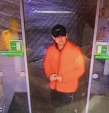 Przywłaszczył sobie portfel. Rozpoznajesz tego mężczyznę?