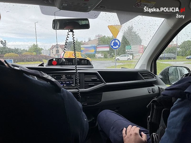 O włos od tragedii! W stawie znaleziono nieprzytomnego 36-latka