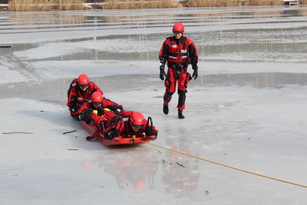 Nauka pierwszej pomocy i morsowanie na Żorach? Warto ruszyć na Śmieszek!