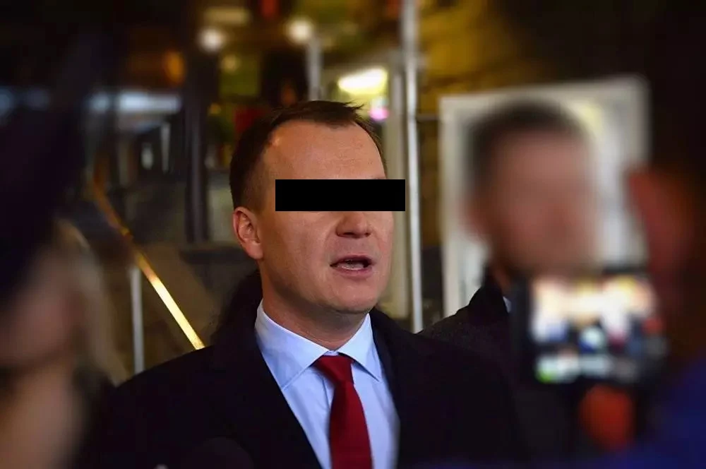 Były prezydent Świętochłowic Dawid K. stanie przed sądem. Postawiono mu 11 zarzutów