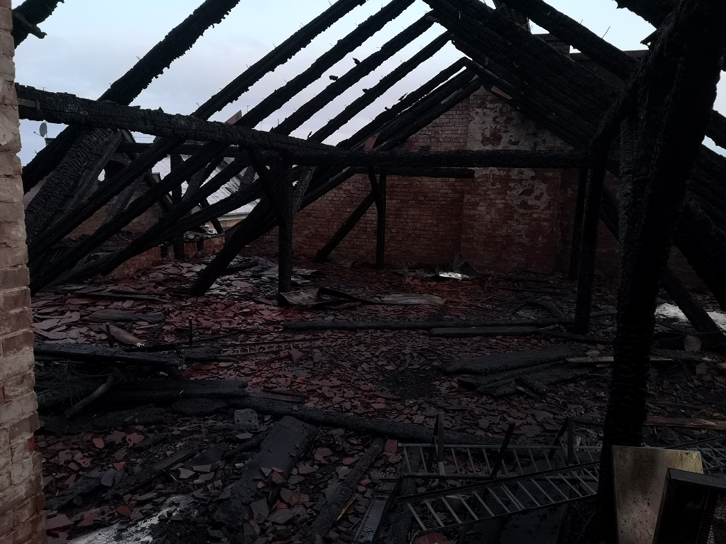 Trwa zbiórka dla poszkodowanych w pożarze. Spłonął dach kamienicy w centrum Zabrza