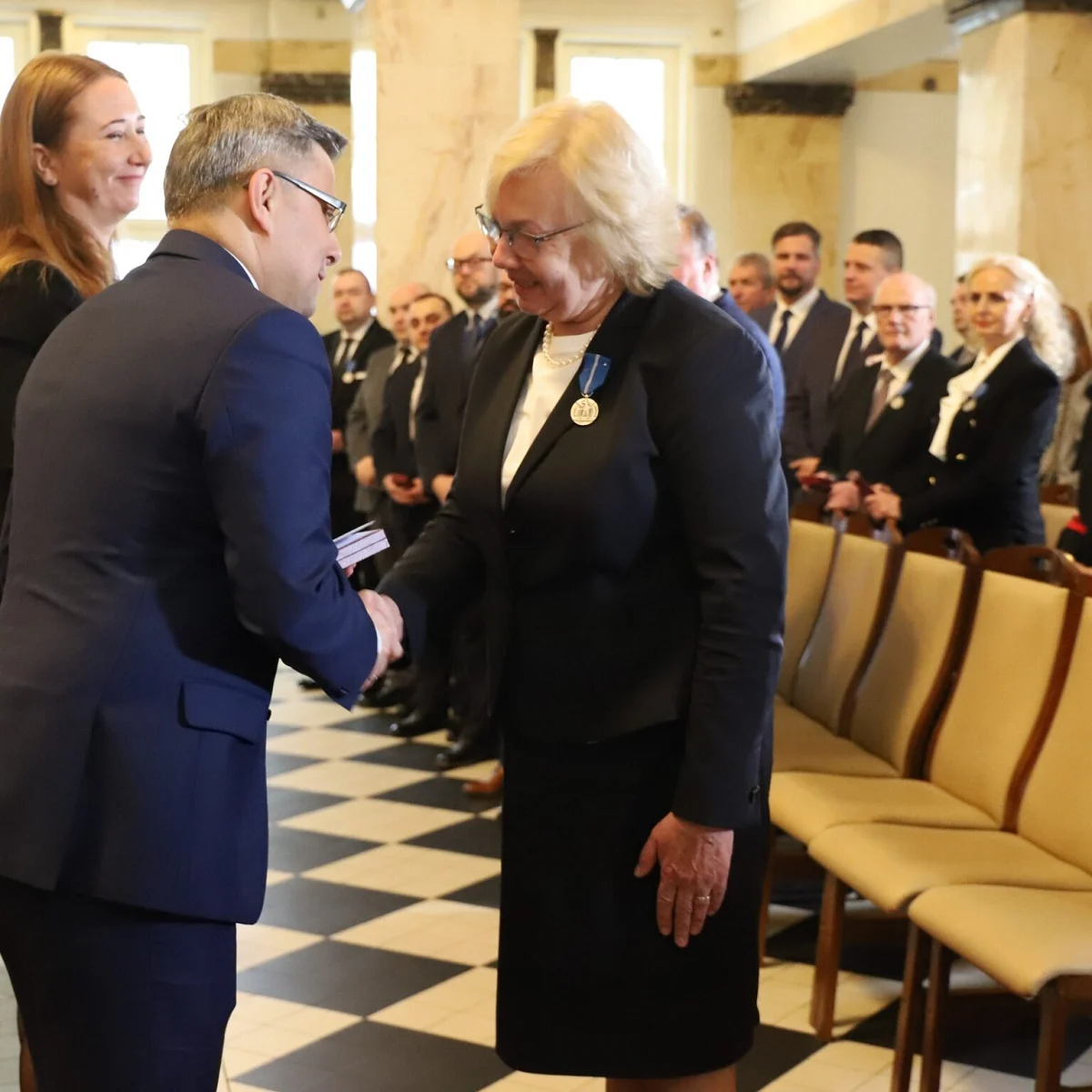 Prezydent miasta uhonorowana Medalem Stulecia Odzyskania Niepodległości